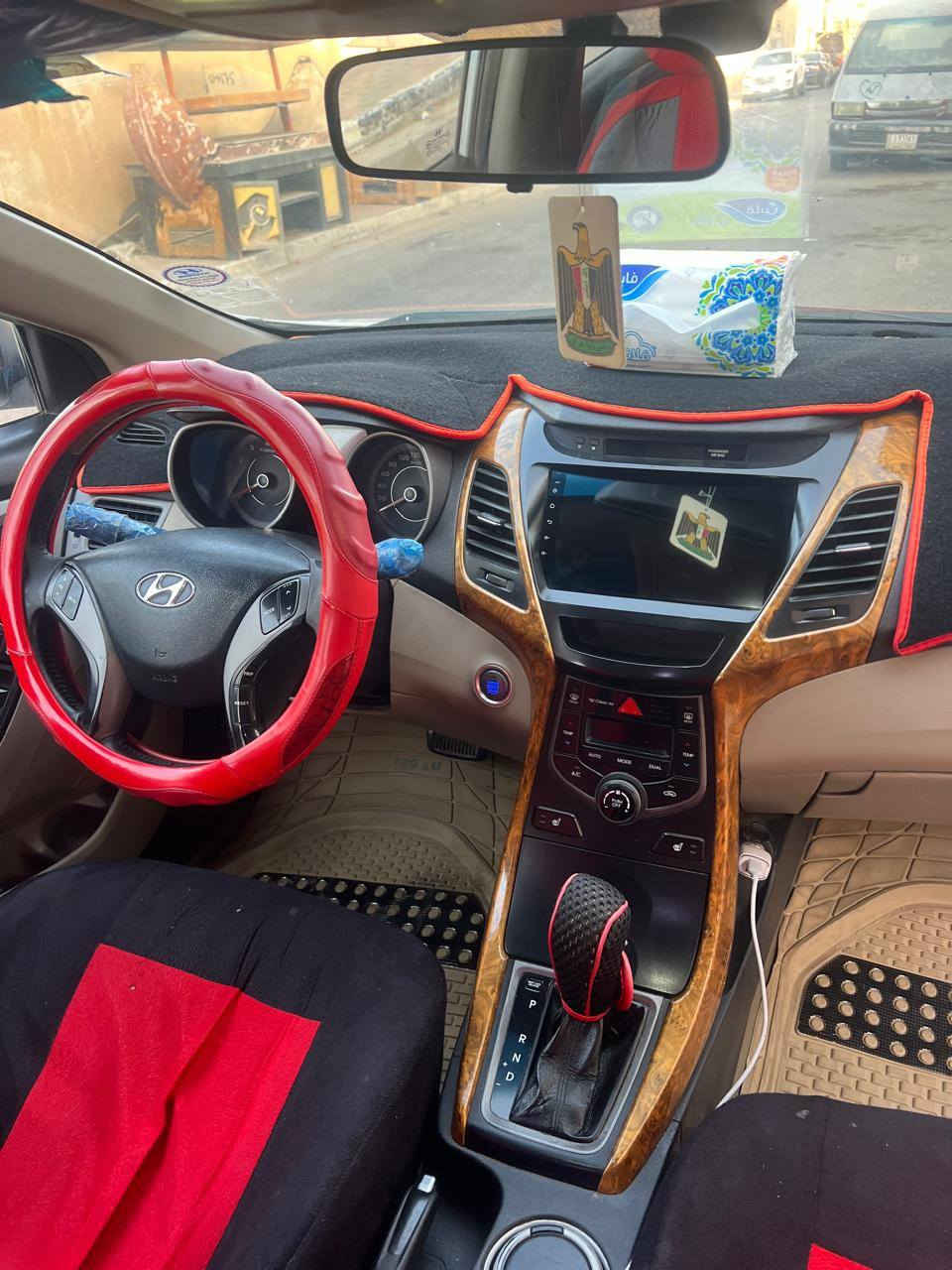 سلام عليكم سياره النترا موديل 2014 فول واحد على واحد بصمه فتحه تحكم استيرن تبريد خلفي مري مكينه 2000 دوش  شفط حساسات اربعه دسك تدفئه بل كشنات مواصفات GLS بسمي ماكان السياره كربلاء الاستفسار ***********
