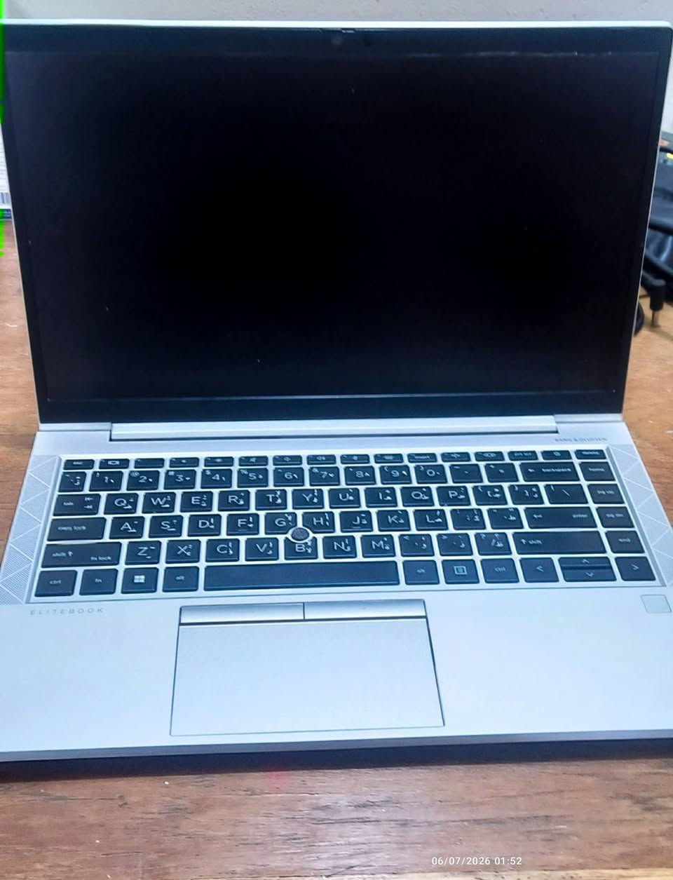 💻 للبيع HP EliteBook 840 G8
الموديل: HP EliteBook 840 G8
المعالج: Intel Core i5-1135G7 (الجيل 11)
الرام: 16GB DDR4
التخزين: SSD 256GB
كرت الشاشة: Intel Iris Xe Graphics
الشاشة: 14 إنج FHD Touch (شاشة لمس تدعم 10 نقاط لمس)
بصمة لفتح الجهاز
كيبورد عربي / إنكليزي مضيء (Backlit Keyboard)
نظام التشغيل: Windows 11 Pro 64-bit
كامل ملحقاتة 
مكان موصل ايسر 
سعر 500


**إذا كنت صاحب هذا الإعلان وتريد حذفه لأي سبب، رجاءا أرسل رسالة إلى الدعم الفني**