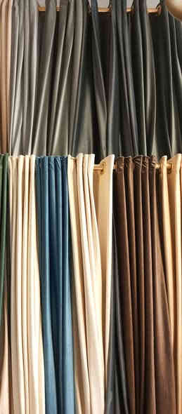 عرض خاص ولمده محدوده 
ستائر القطعه ب12 الف 
العرض 2 م والارتفاع 310 
متوفر توصيل
عنوانه كربلاأ العطيشي مقابيل البلديه 
*********** ادهم
