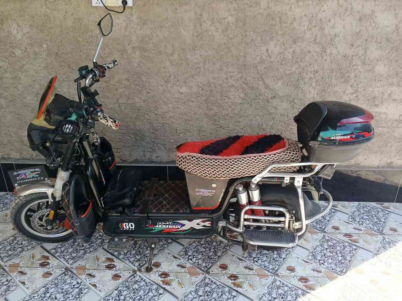 مكلف باااااالنشر
متاح دراجه شحن شحن الاخوين ٦ بطاريات موديل ٢٠٢٤ دراجه نضيفه و ع فحص تخم بطاريات جدد مبدل قبل شهرين الكهربائيات كله شغاله السعر ٥٥٠ وبي مجال بسيط مكاني هيت قرية سويب *********** 
ضياء نديم محمد
