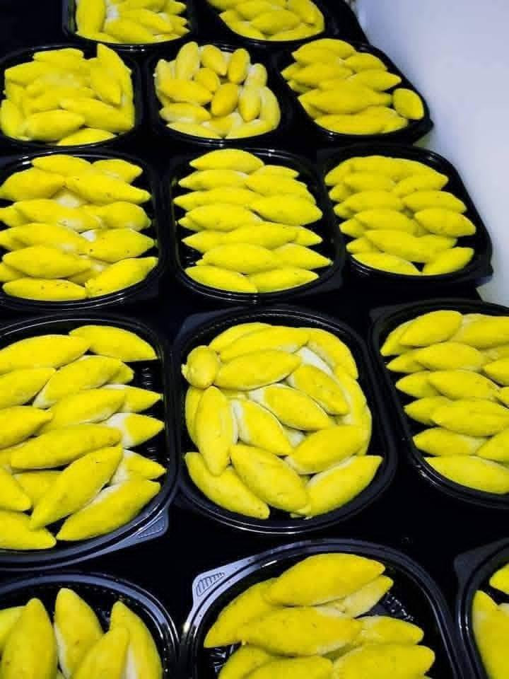 لهم صلي على محمد وال محمد شغلي طعم ونضافه وشرط لحم عراقي امانه الله لحم عراقي ÷ 
اسعار 
٣٠ قطعه كبه تمن ب٨ 
٣٠ قطعه بورك ب٨ 
٣٠ قطعه سمبوسه ب٨ 
٣٠ قطعه كباب ب٨ 
١٥ كبه سراي ب٨ 
١٥ قطعه كبه جريش تكلاه ب٨ 
للحجز رقم وتساب ***********
