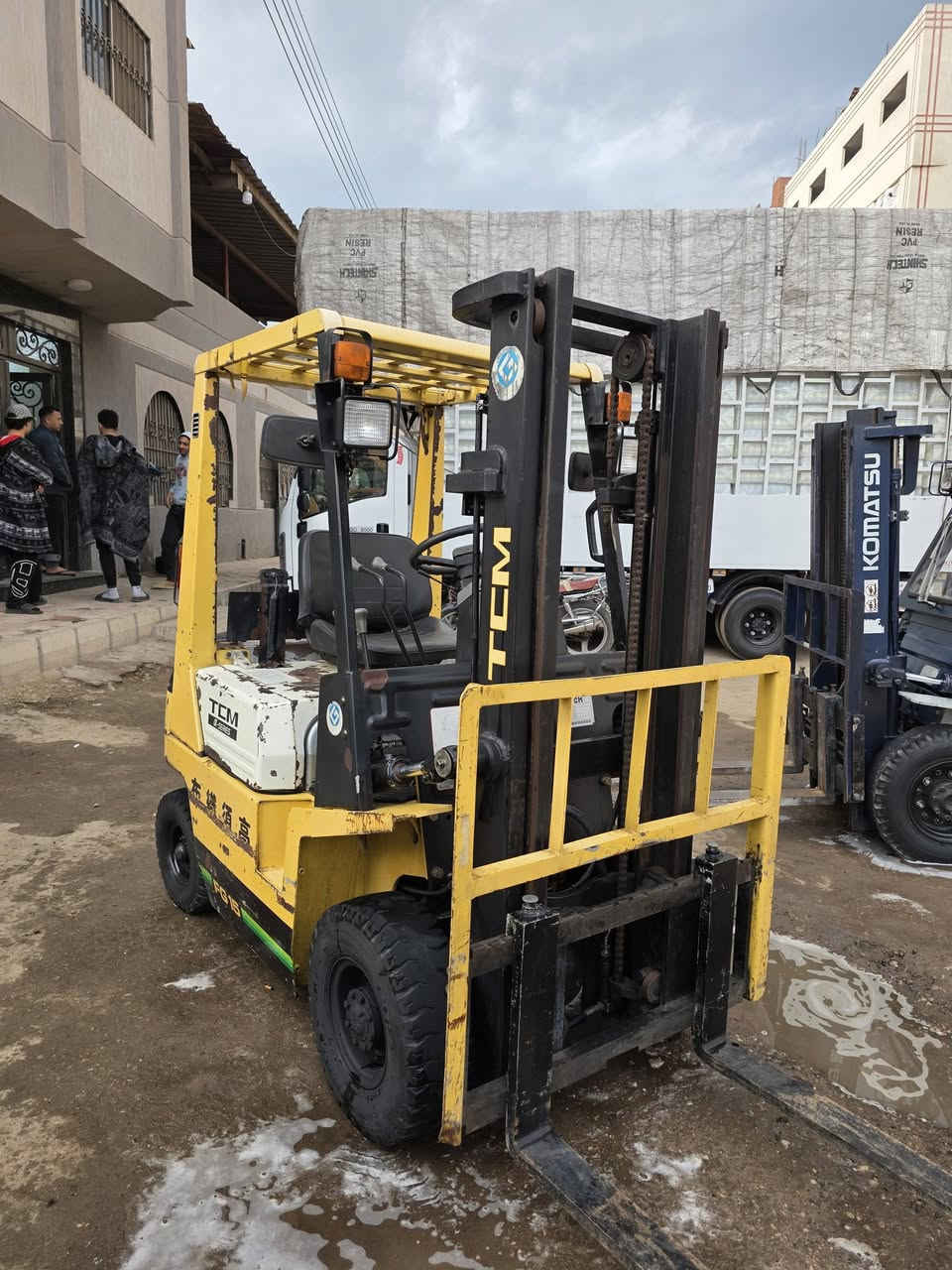 كلارك طن ونصف تى سي ام ارتفاع ٣ متر ٢٠ فتيس مانوال مكنه نيسان بنزين كلارك في حاله الزيرو لمن يرغب شراء الزيرو استيراد وارد يابان افراج جمرجي العنوان قويسنا منوفيه رقم التليفون  01229508107


**إذا كنت صاحب هذا الإعلان وتريد حذفه لأي سبب، رجاءا أرسل رسالة إلى الدعم الفني**