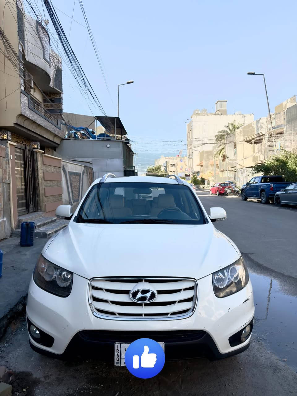 السلام عليكم
سنتافيا 2011 
خليجي سياره كلين بيهه شخوط بسيطه 
مكينه 3500 سلندر 6 
ماشيه 75 سياره تخبل ع ايدي من شركة 
السعر 173 بيهه مجال
***********
