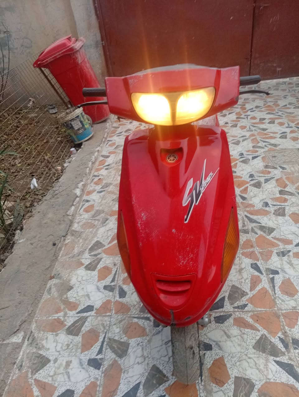 للبيع فراشه سلف هندر شغال كهربائيات شغاله مكينه بلادي على الفحص سعر 300الف ***********
