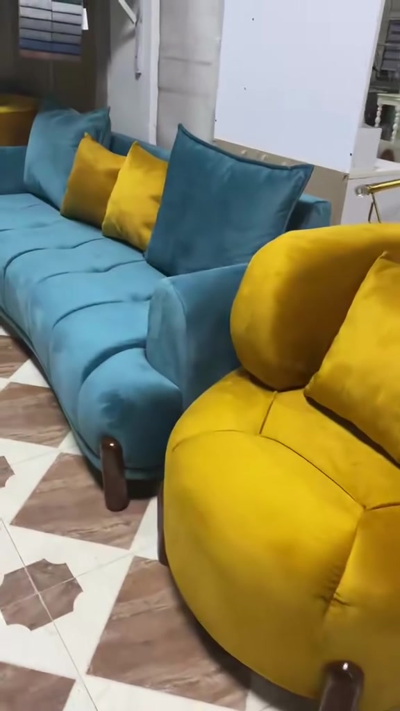 #مجمع_البراق_البيع_نقد_وبالقسط_المريح

✨ أحدث موديلات طقم قنفات مودرن شغل حطاطه ضمان 5 سنوات ✨

⭕️راحة • فخامة • تصميم عصري 😍

❤️❤️متوفر طقم قنفات مودرن بقماش فاخر ولمسات أنيقة القياس واللون حسب الطلب❤️❤️
⭕️شغل حطاطه ضمان 5 سنوات
✔️ قعدة مريحة جداً
✔️ ألوان هادئة وفخمة
✔️ شغل مرتب وجودة ممتازة

🚚🚚🚚🚚توجد خدمة توصيل🚚🚚🚚🚚
للاستفسار اكثر
#صفحتنا على الانستكرام

‏https://www.instagram.com/alberaq_complex1?igsh=ZWZzeHdyaWdmdG5z&utm_source=qr 

او الاتصال

☎️☎️محمود  *********** 
☎️☎️حارث    ***********

📍📌عنوان /قضاء الدور /قرب عمارة الكرماء(المجمع الطبي)📌
