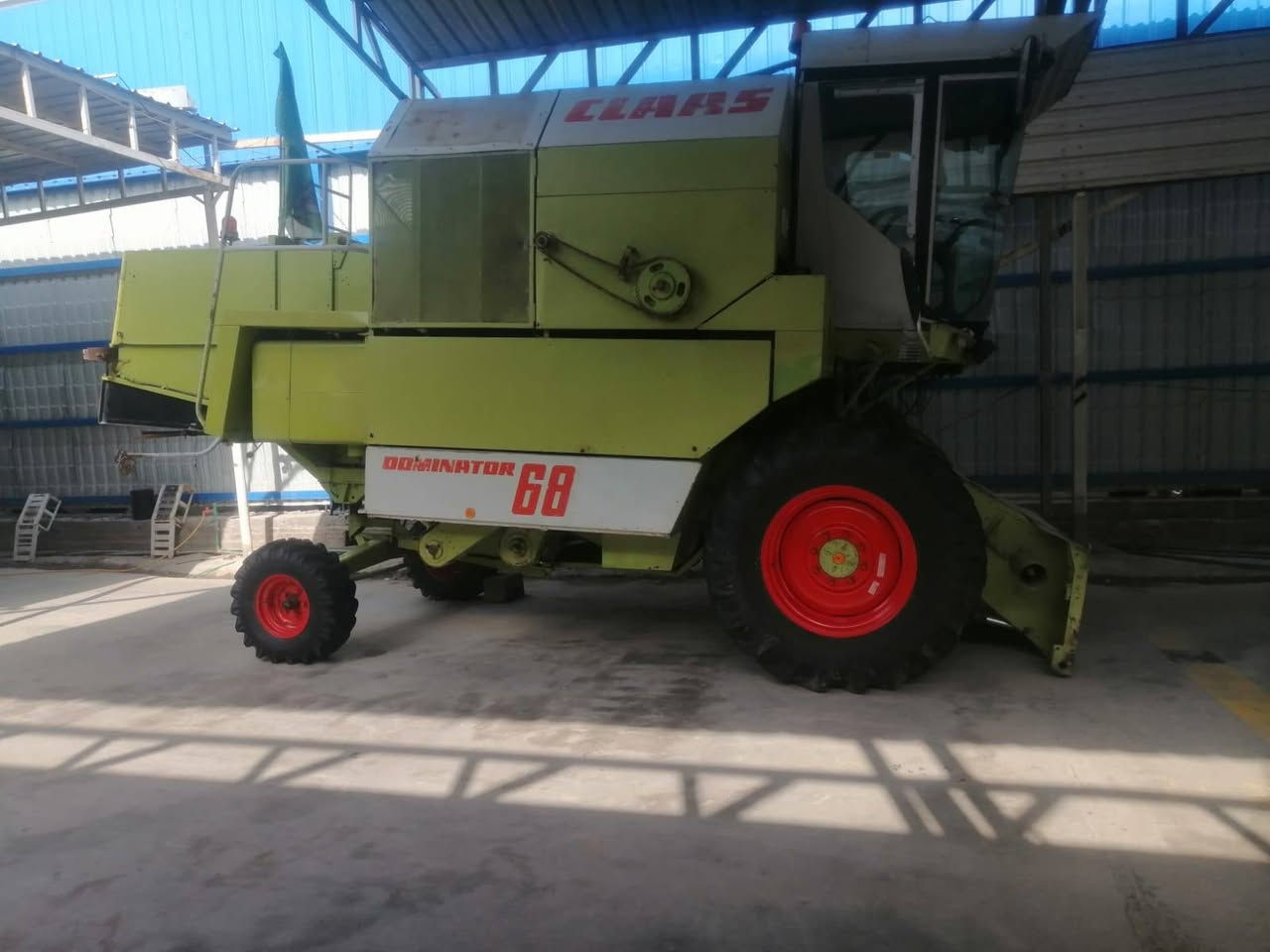 السلام عليكم للبيع حاصوده كلاس مودل 97منفيز مكفوله لاا فطر ولاا لحيم محرك بيركز ابو تفاحه تبريد ثلج قماره بلاديه رقم وسنويه بابل لعنوان كربلاء خان نص بسعر مناسب  *********** وتساب
