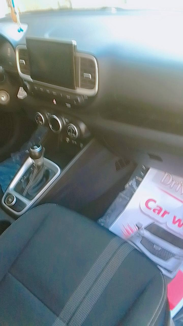 السلام عليكم فينو وارد امريكي سيارة بدون حادث  بدون صبغ أو معجون  فقط شيرين بنيد بدون دواخل سيارة عله وضع الشركة مواصفات فول عددة البصمة  عداد المسافة ٢٥ الف كيلو فقط بسم دكتورة  السنوية جديدة ٢٠٣٠ وهزة جديدة سيارة لك استخدام شخصي العنوان بغداد  الدورة شارع ابو طيارة  السعر قفل قفل قفل ١٥٠ وبل عافية عل يأخذها *********** أو ***********
