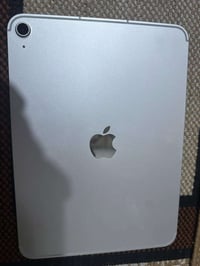 ايباد 11 العادي ذاكره ١٢٨ سعره ٢٥٠ مستعجل ع بيع بسبب ضروف العائليه اكث...