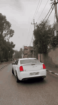 السلام عليكم …
للبيع فقط بدون مراوس 
كلايسلر اوباما  S300  موديل 2017 
تقرير كلين تايتل كفاله عامه  بيها فقط كارتين ثنين ناعمات 
مواصفات S معروف
شفتات ستيرن
گير موس 8 نمر
تحكم ستيرن
دخول ذكي
تشغيل عن بعد
فتحة سقف (بانورما قطعتين)
منضومه سماعة bets
سماعه بالصندوگ
ويل حجم 20 
مثبت سرعه
كاميرا خلفيه دوارة 
كشنات كهربائة حضن منقوش عليها S
وبعد المواصفات المعروفه مال S
السيارة عليها ادامه كامله تخم تاير وحداديه وماعايزه شي
تحويل او وكالة  /مكانها نجف
سعر 268$
***********
***********
