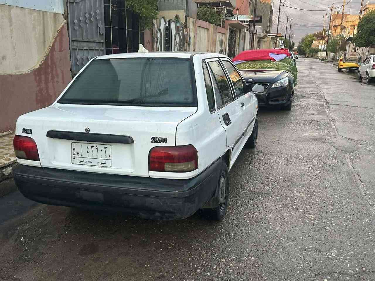 سايبا 2011 
رقم نينوى خصوصي شرط التحويل 
كابون بانزين 
تبريد تدفئ 
طخم تايرات 
مكان السيارة حي الميثاق 
رقم الهاتف***********
