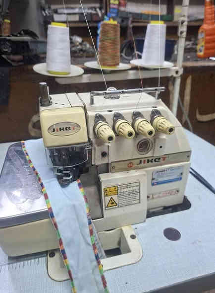 اوفر صناعي مستخدم نضيف جدا نوع جاكيت اصلي
 باب اول 3 بكرات يشتغل 
السعر 250 الف 
متوفر توصيل للحجز واتساب خاص ***********
