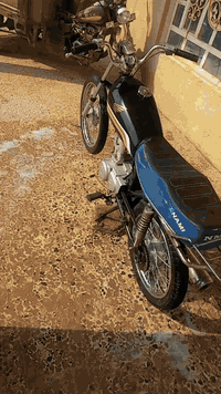 سلام عليكم دراجه كلك للبيع دراجه مفتوحه ولفات محركه نضيف شاصيه مكفول ويل خلفي جديد  دبلات جديده داحه مرتبه مكان بصره شط العرب سعر ٤٢٥ وبيه مجال قليل***********
