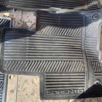 يوجد كاعيات ربل اصلي سورنتو 2020 السعر50الف بغداد الكراده 07742468007