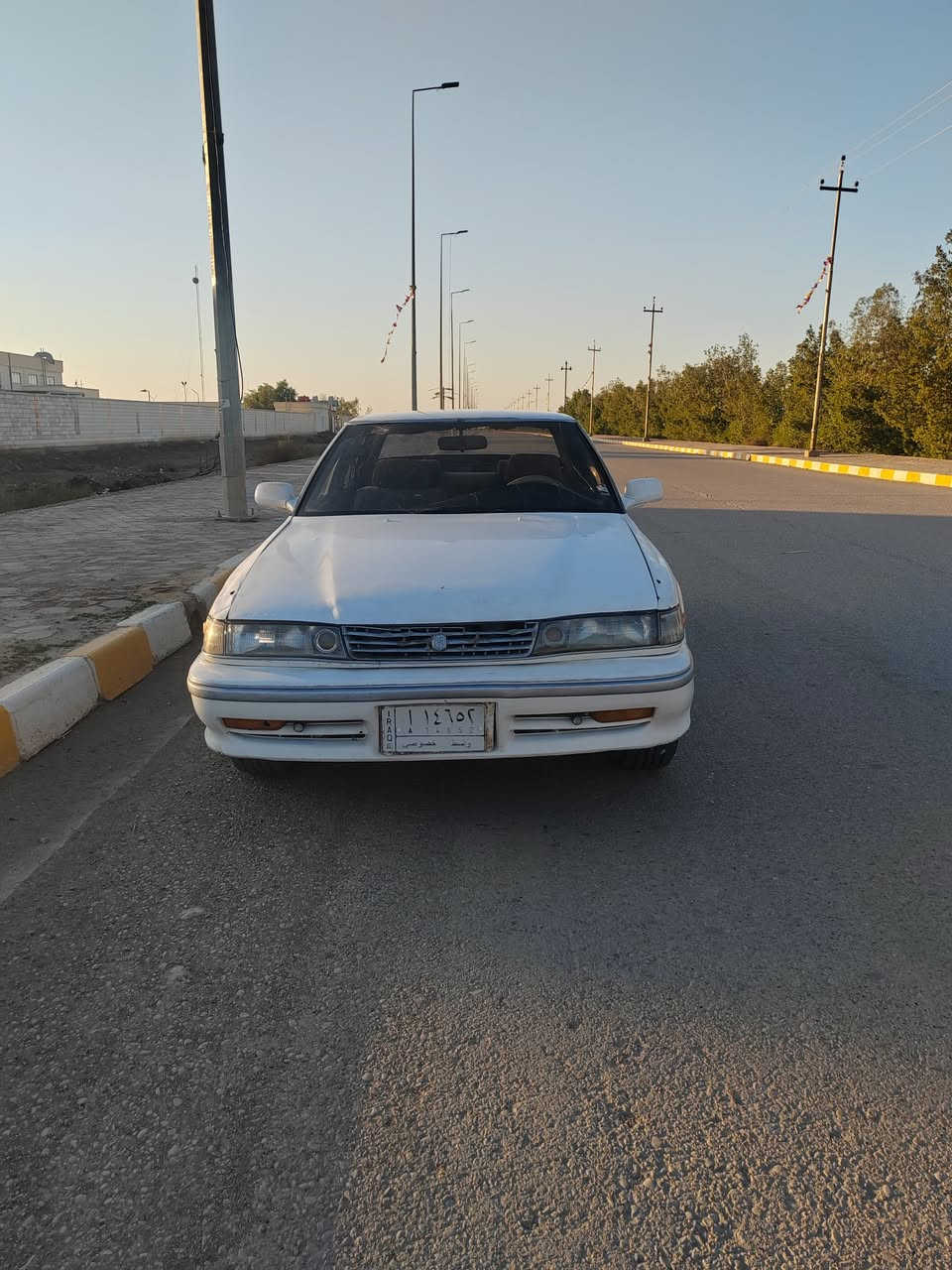 سلام عليكم للبيع مارك شطح موديل ٩٢ رقم واسط مشروع وطني شرط تحويل مكفوله  من الكص ونقل جثه مكينه وكير ونجي تخم تاير حداديه كهربائيات كله شغاله مصبوغه عام السعر ٣٧ وبيهه مجال العنوان كوت دجيلي رقم ***********
