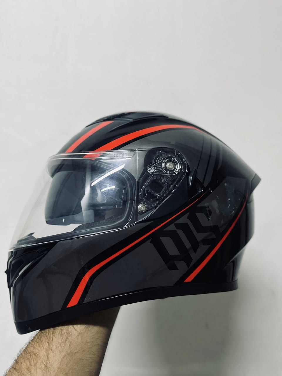 خوذه Alz
خوذه نضافته 95% نوعيه جيده وزن حلو جديده مثل ما موضح بل صور (بصره)
سعر جدا حلو ومناسب سعر خاص رقم الهاتف ***********
