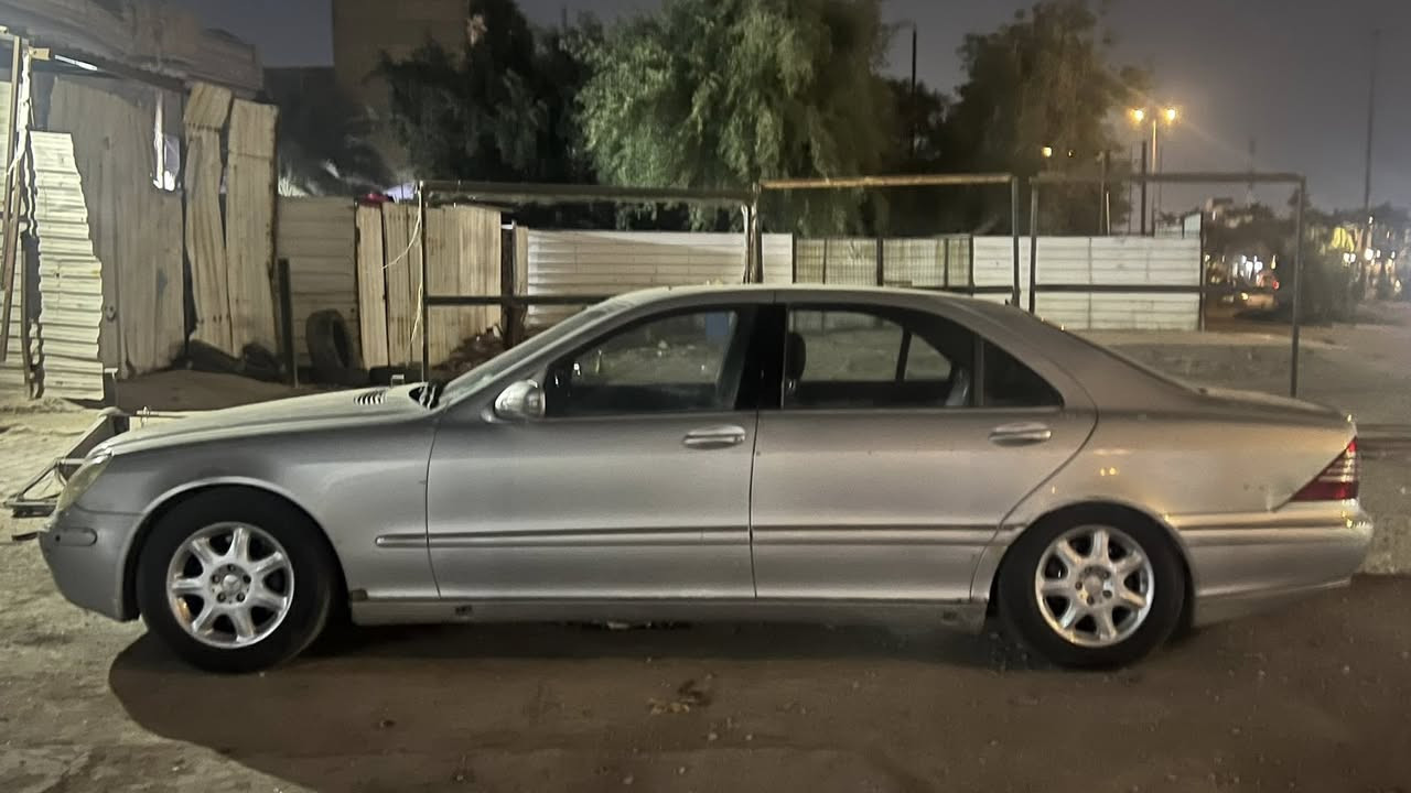 السلام عليكم مرسيديس عواصه s500 سياره مابيه اي تبديل وأي صبغ كشر ودواخل 70٪؜وطخه خفيفه بل جاملغ تبريد شغال السعر 195ورقه وبي  مجال


**إذا كنت صاحب هذا الإعلان وتريد حذفه لأي سبب، رجاءا أرسل رسالة إلى الدعم الفني**