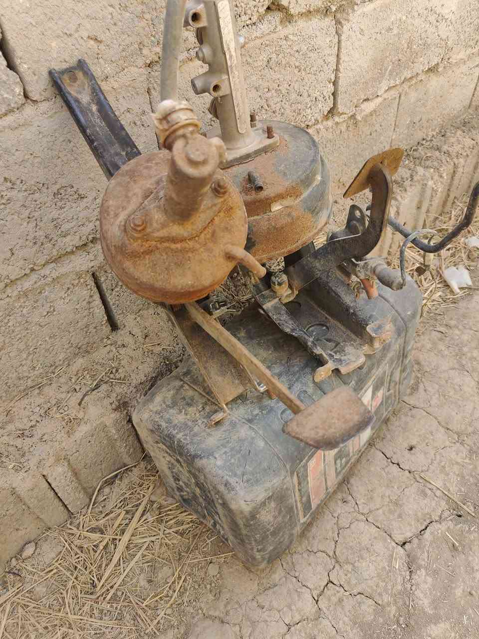 السلام عليكم
بشر كلج او بريك شغالات عل شرط 
***********
