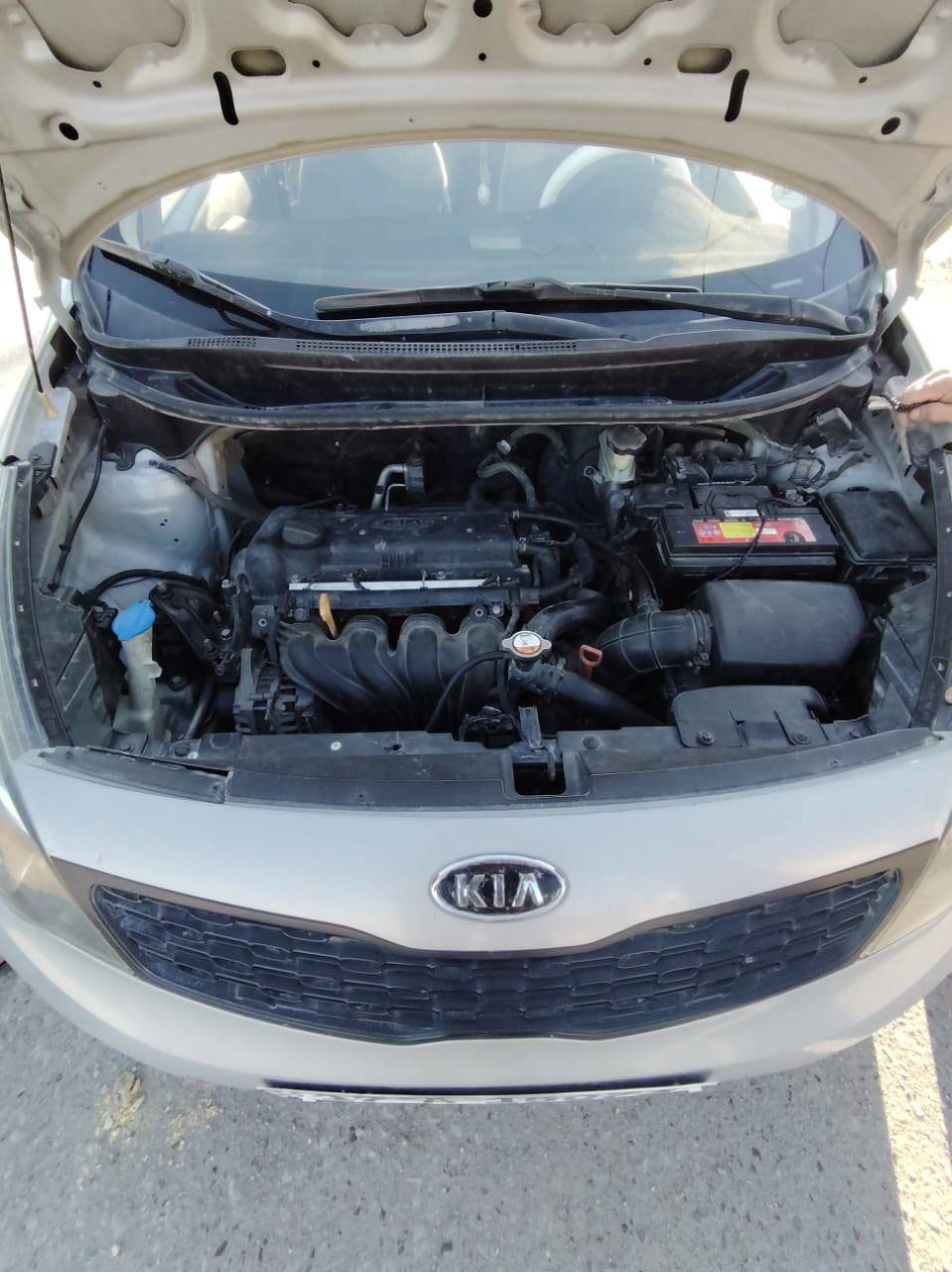 السلام عليكم كيه ريو موديل 13خليجي للبيع محرك الف و 600 مرشوشه صفحه السايق سياره جاهزة العنوان السماوه قضاء الخضر ***********
