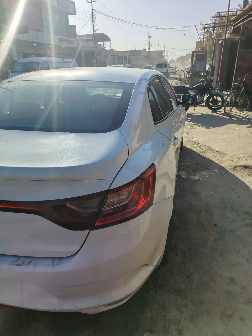 السلام عليكم 
من رخصت الادمن المحترم
للبيع او المراوس حسب القناعة 
رينو ميكان 2021 اللون ابيض رقم بابل باسم صديقي  استلام شركة باقيله 10 اشهر وتفك استقطاع من الراتب مباشر يعني امان وبيه ضربه من الجهة اليمه بدون دواخل مبدل جاملغ وبنيد وطاك ارباك السعر 95 وبيه مجال او مراوس المكان الحلة شارع 80 الاتصال *********** عذرا عالاطالة
