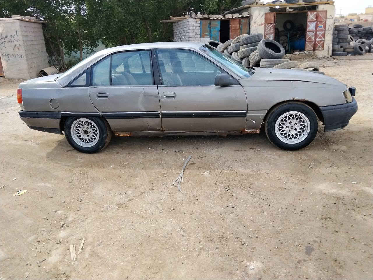 سلام عليكم شباب سياره اوبل البيع تريد وكله تريد مداور مكاني ناصريه قضاء الفهود شراي  ينتصل على هاذه رقم وبيه خير ويدلل رايده ب15 وبيه مجال سنويته ماصاقطه ***********/////***********
