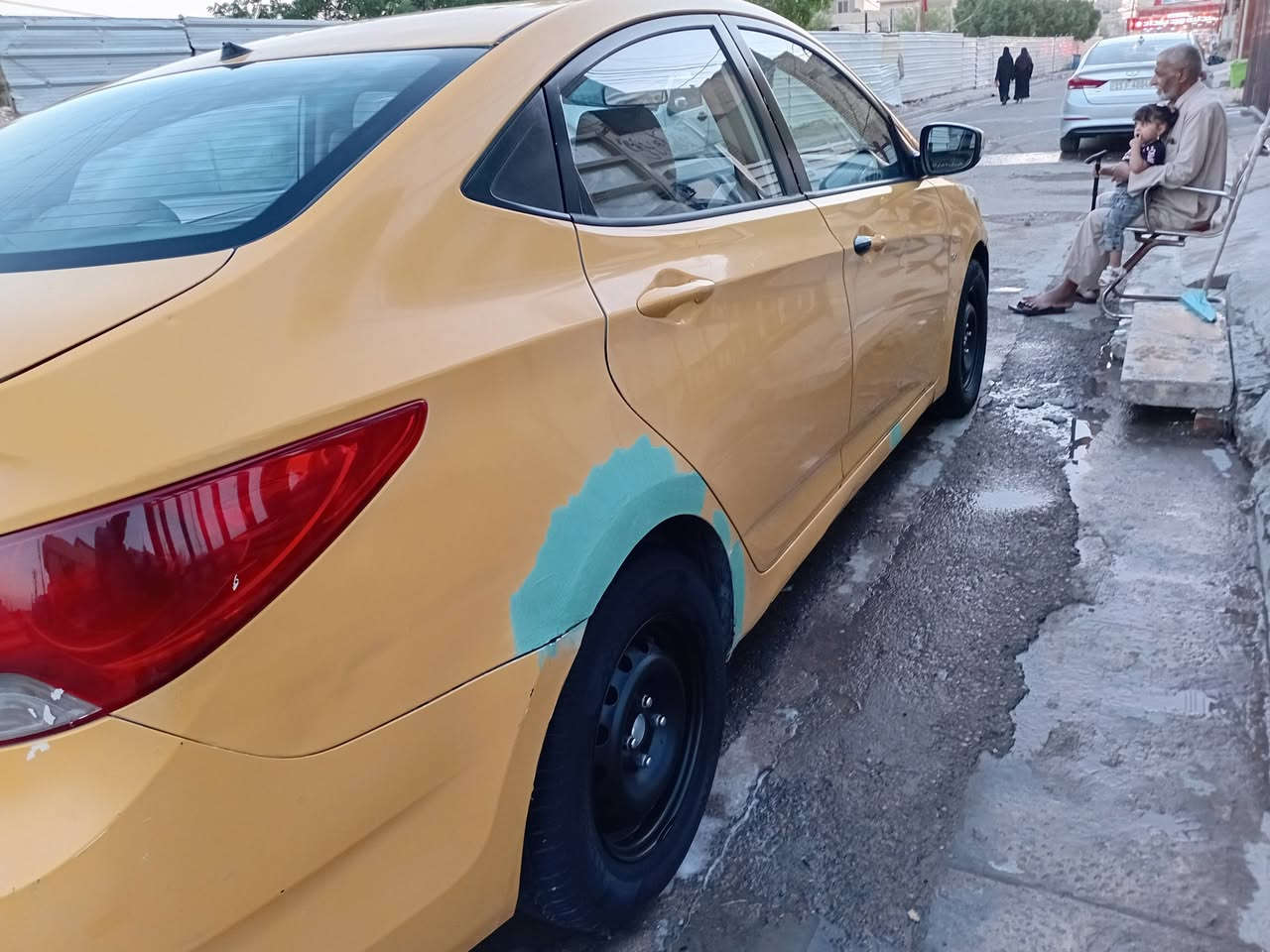 السلام عليكم اكسنت خليجي.    ١٦٠٠. ٢٠١٢ قطرتين مكفول كفاله عامه ماعده هذا المعجون صدر جديد تخم تاير جديد مكينه كير مكفولات تبريد شغال بسمي مصفره هيه غرمات سنويه ٢٨ صبغه أوله السعر ٨٢ وبيهه مجال الي مي عجبه السعر لايعلق  ***********
