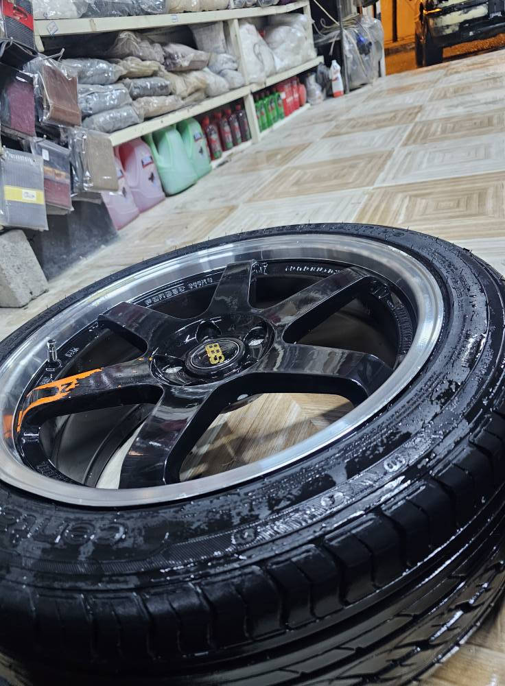 سڵاوتان لێبێت ئەم تایەو ویلانە قیاسی ١٨ یە  بۆ فرۆشتن لۆک لۆکە
OZ تە زۆر تایبەتو دەگمەن  بەشەرتی هەموو شتێک خواری 
لەحم هیچ هیچی تیا نییە زۆر تازەیە تایەشی لۆک لۆکە٢٠٢٥ جە
***********
