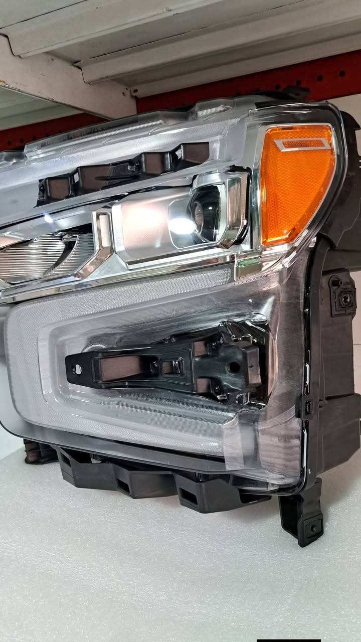 لايتات تيران دنلي ٢٢-٢٣ دورنكو، كومباس جوه السوك ب١٠٠ دولار درجة اولى وبي ضمان تصفية مخزن كل شي عندي منه زوج زوجين بس ***********
