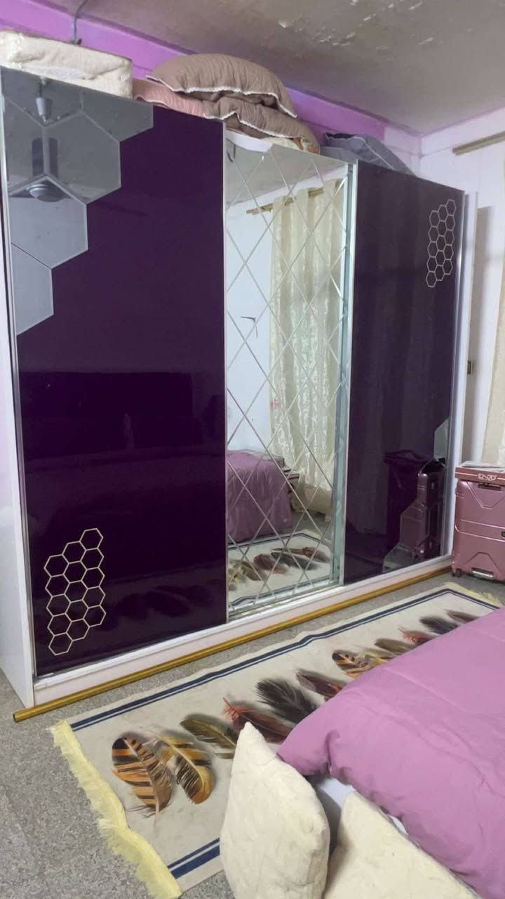 غرفه تركي 8 قطع لون بنفسجي 
جربايه وملحقات 2 وميز مرايه وطابوريه ومرايه زاويه وكنتور وجرارات وحدهم وتخم 7مقاعد عنوان  حله ورديه داخل استفسار اكثر خاص


**إذا كنت صاحب هذا الإعلان وتريد حذفه لأي سبب، رجاءا أرسل رسالة إلى الدعم الفني**