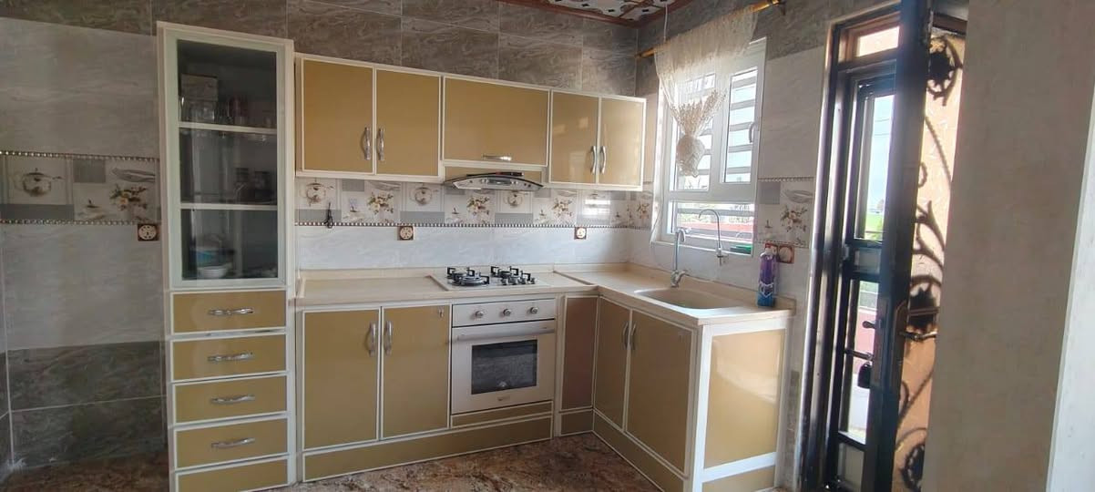 كاونتر كامل الربيع مع طباخ اوڤن وشافطة سعر 850الف بي مجال الاستفسار*********** حمدانية
