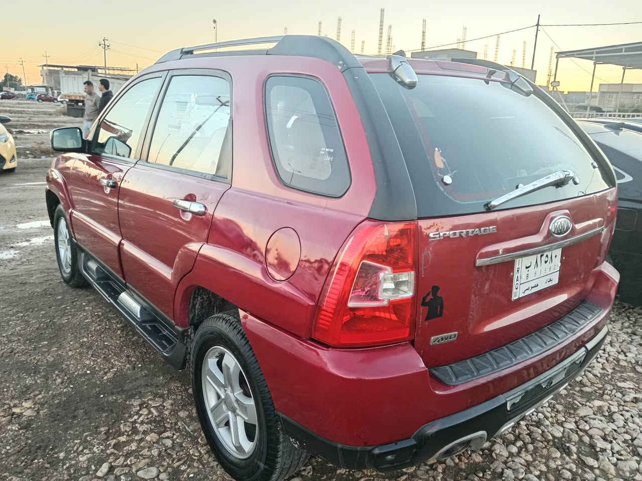 السلام عليكم للبيع
سبورتج خليجي موديل 2009
رقم بغداد باسمي تحويل مباشر مكينه ٢٠٠٠
كير محرك حداديه خير من الله جاهزه مابيها ولا نقص
شاشه جبيره تدفئه تبريد
بيها قطعتين صبغ جاملغ أمامي وخلفي بجهة السايق
السياره بيها حالوب واضحه بالصور السعر 95
العنوان محافضه بابل قضاء المحاويل استفسار ***********
