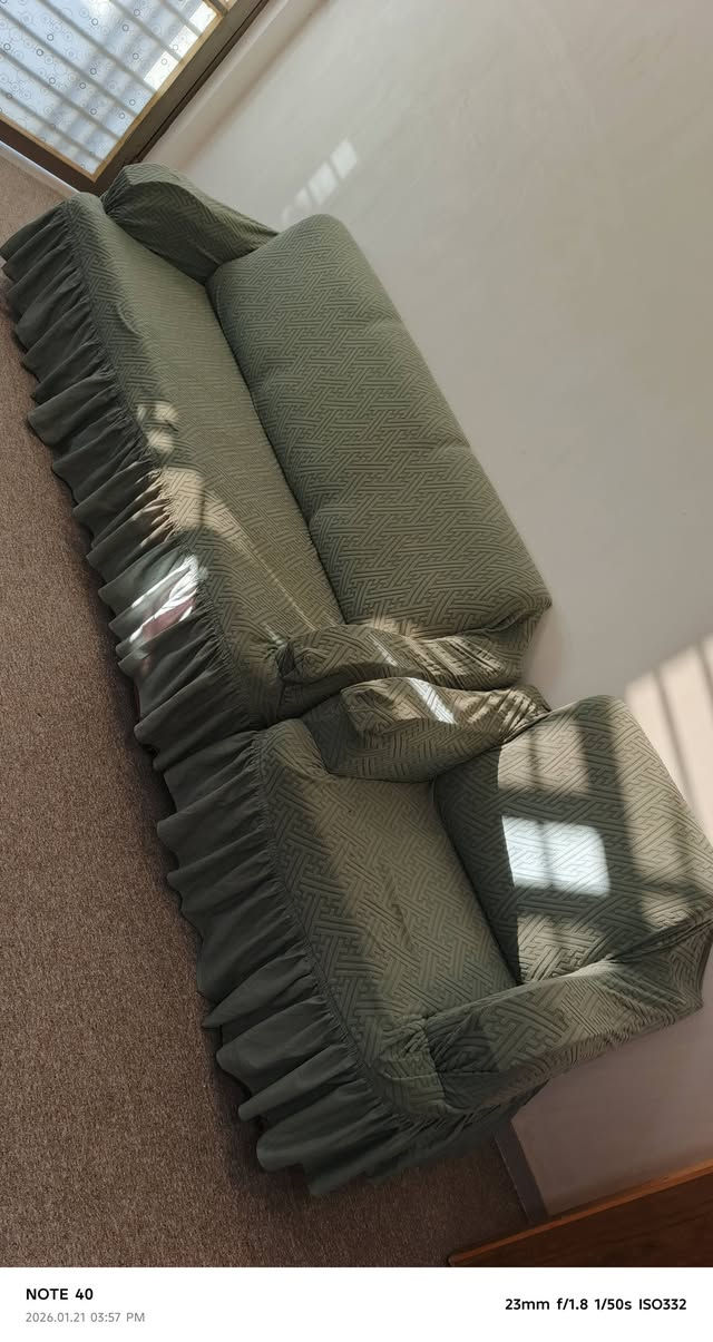 قنفات تسگام الخشب صاج 10گراسي +مفرش كامل سعر 225وبيه مجال.                  الرقم ***********6
