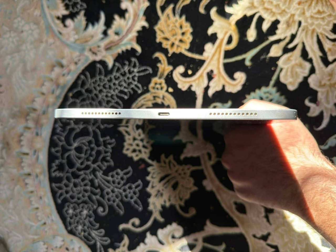 ايباد الجيل 10 ضاكره 64 نضيف كلش سعره ٣٥٠ بي مجال كلش بصيط كامل ملحقاته رقمي ***********
ادمن 💞
