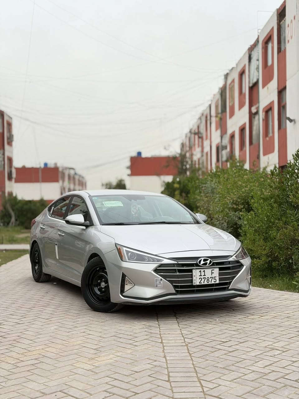 السلام عليكم 
النترا 2020.   : ////
وارد امريكي //كلين تايتل
مكفوله كفالة عامة 
ماشية.    87 شرط لفحص
محرك.  2000. دوش.   // منضومة غاز
كير// ايتي

حساس امامي خلفي 
3 انظمة قياده 
دوشمة عام 

رقم انكليزي هزه وسنويه جديده 
شاشه اعطال 

سياره جديده ماناقصها اي شي 
السعر. 133$$
عنواني   بغداد 
***********📲
