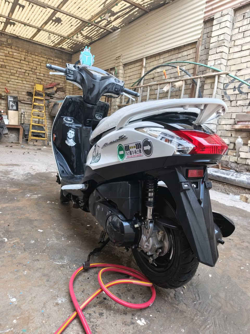 بيع او مراوس
لكزز زت انظف من الرمبه مختمه على الوكاله برغي ما مفتوح بيها سستم سماعات نكره سلف اي وقت السعر ١٤٥٠ ماشيه ٢٠ الف مكاني بغداد حي اور جامع الفردوس 

للستفسار متواجد واتساب 
***********
