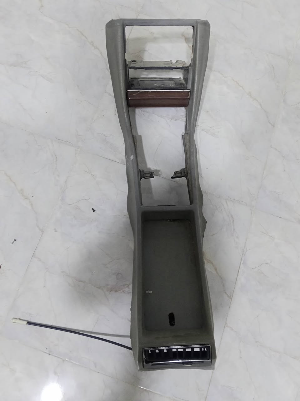 سلام عليكم فرس مارسدس جابو للبيع جديد مكاني ناصريه سعره 150 الف ..رقم موبايل ***********
