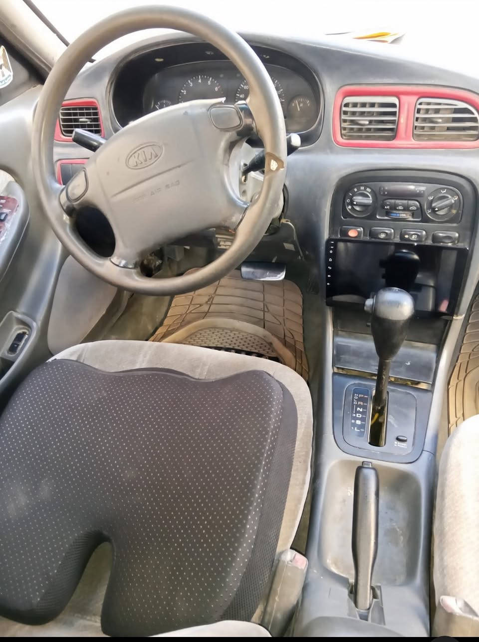 للبيع … كيا كريدوس 1995 رقم بغداد  دولي السعر 29 مكاني بغداد الشعب ***********
