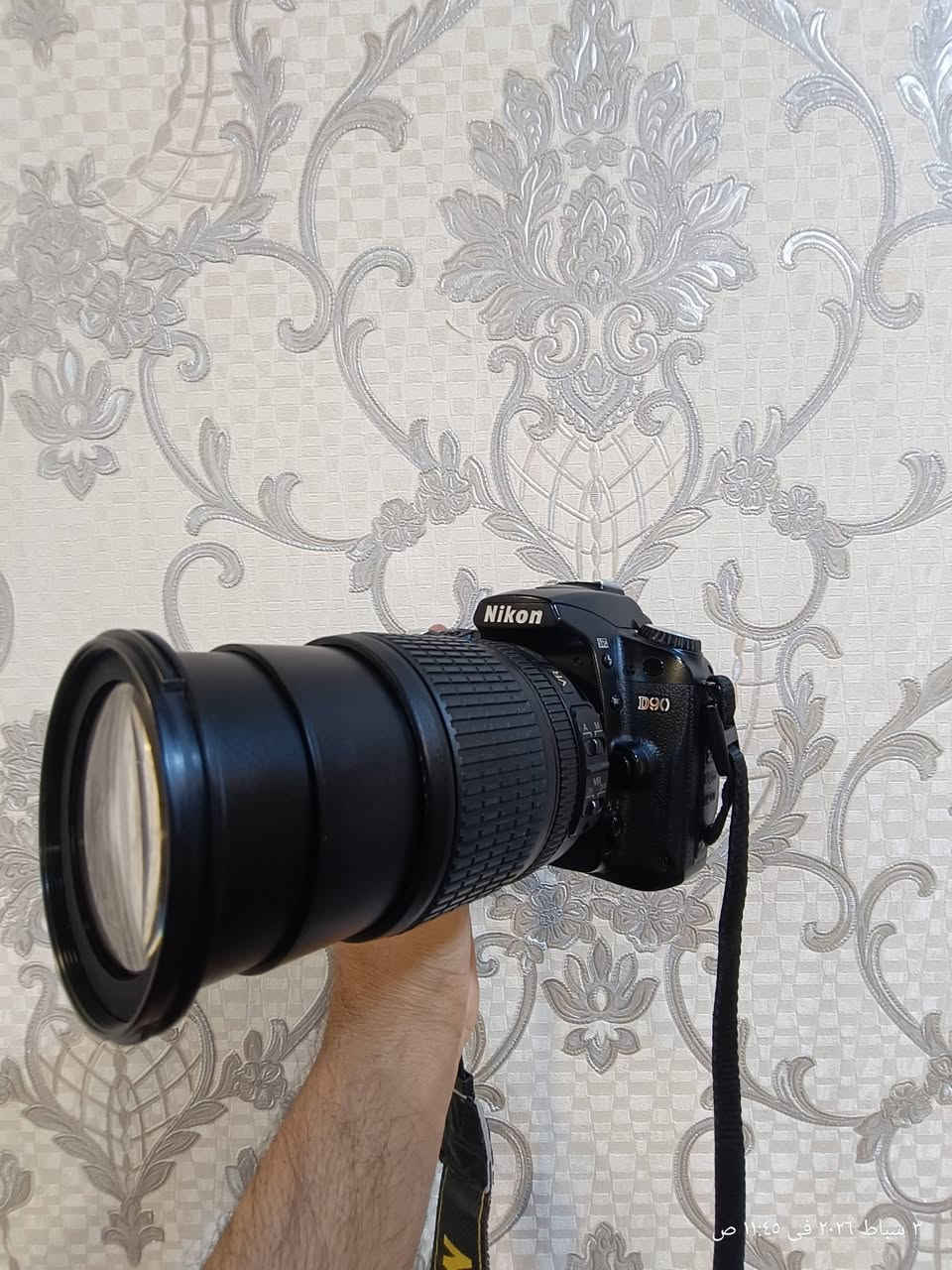 كامرا نيكون D90 نضافه %99 زوم اصلي 105.18
مع شاحنه بطارية 🔋 فقط شتر ( 6K ) 
سعر 275 الف 
مكاني بصره الجمعيات
***********
