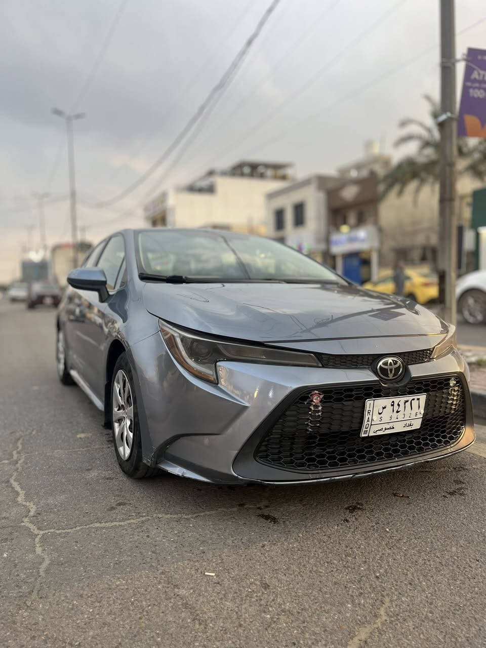 كورلا 2021 ماشيه 88 داخله كلين بدون حادث حالين بيه فقط بوارد بالجاملغات الاماميه وشويه شخوط بالباب وبيه كم رصعه بالقماره بدون صبغ ولا قطعه مفتوحه #ولا ايرباك طاك  رقم بغداد بسمي 
مكانه بغداد ***********
السعر 134
