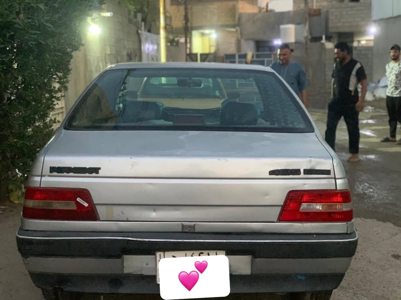 سلام عليكم من رخصت الادمن بيجو جيلكس ٤٠٥للبيع تخم تاير صدر جديد 
تبريد ويه سويج سنتر لوك أربع بيبان 
تحويل ثاني يوم السياره حلوه 
كير ومكينه خير من الله 
السياره جاهزه عله ٢٤حبايه 
عليه غرامه ٥٠٠ينزل من سعره 
السعر ٥٠وبيه مجال ***********
