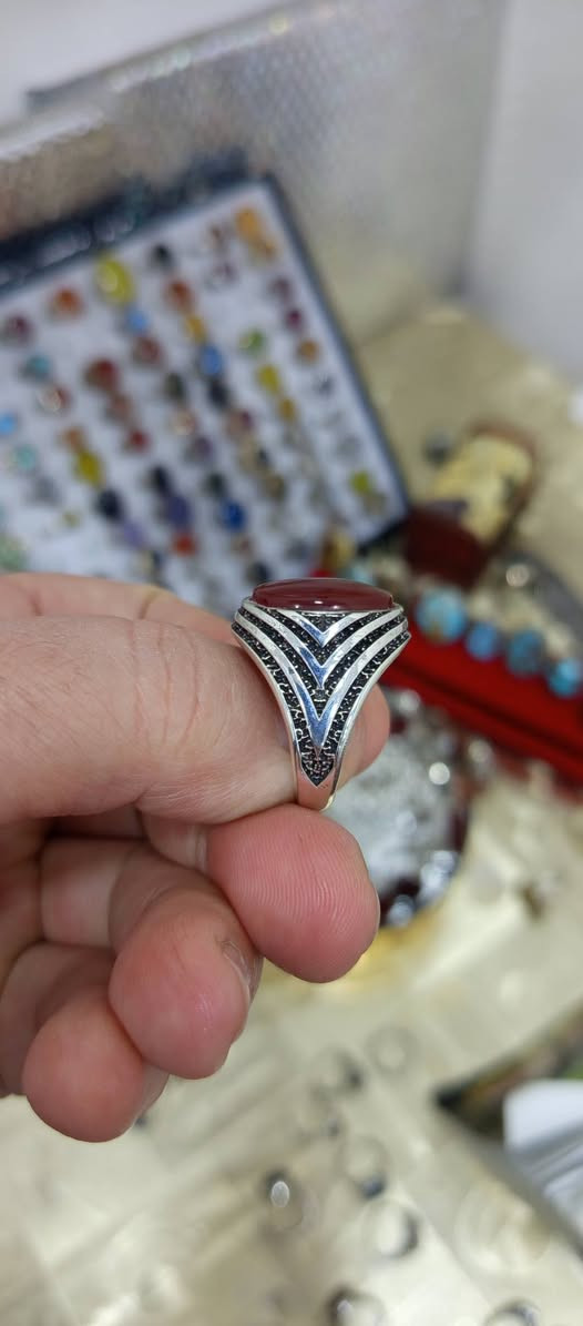 خواتم من العقيق اليماني الياقوتي فضه عيار 925 قطع جميله جدا للاستفسار التواصل ع  الخاص


**إذا كنت صاحب هذا الإعلان وتريد حذفه لأي سبب، رجاءا أرسل رسالة إلى الدعم الفني**