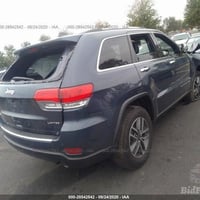 جيب ليمتدد فول موصافات هاذ صور الحادث كما موضح بصوره ماشيه ٥٨ ميل سيار...