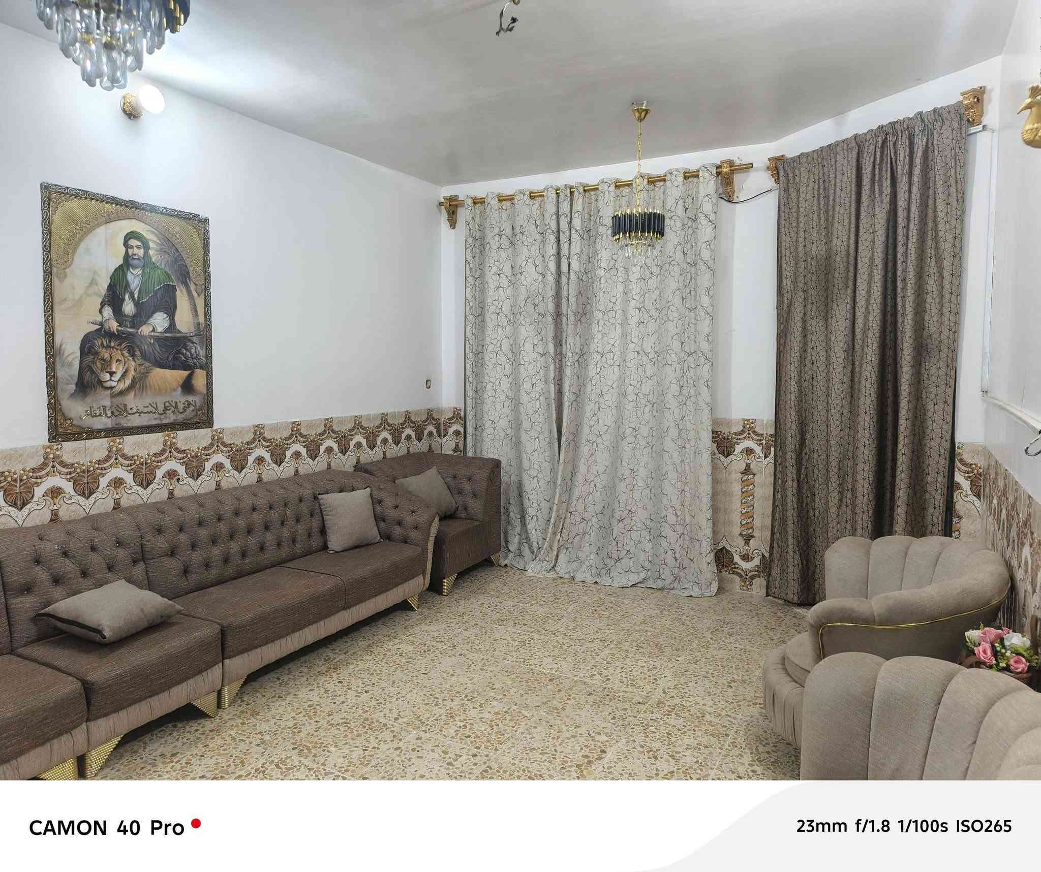 بيت مساحه ١٢٥م طابق ونص بي غرفه فوك وحمام *********** الورديه حي الرسول
