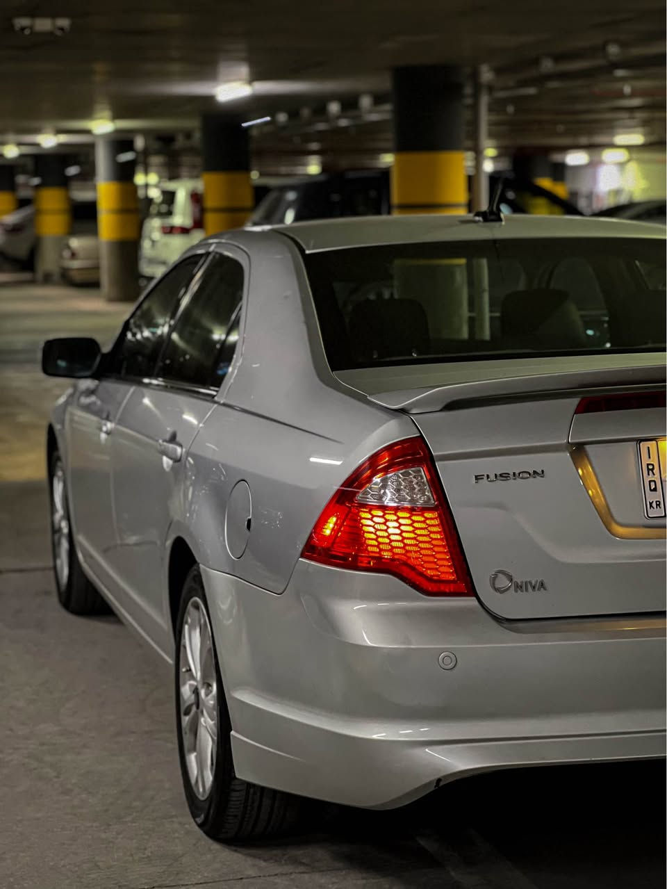 فـۆرد فـیـوژن نـیـڤـا ٢٠١٢
سـفـری ئـێـرەیە ( شـەریـکـەی نـیـڤـا )
بـێ بـۆیـاخ & بـێ سـارد ( تـەنـهـا دوو قـوپـاوی بــچـوکی هـەیـە )
٢٣٠.٠٠٠ کم ڕۆشـتـووە 
مـەکـیـنـە چـوار پـسـتـۆنـی ( ٢.٥ ) مـرغـوب نـەکـراوەتـەوە
( ABS )
لایـتـەکـانی بـۆ گـۆڕاوە بـە ( لـیـد کـەپـس ) کـە زۆر بـە قـوەتـە و هـەم نـزمـە هـەم فـول ( ٢٠٠$ ) پـێ دراوە
چـوار جـام کـارەبـا 
ئـاوێـنـە کـارەبـا
کـوشـنـی سـایـەق کـارەبـا
تـەحـەکـومـاتـی سـەر سـوکـان 
تـەحـدیـد سـورعـە
حـاسـەی دواوە
حـاسـەی تـایـە
دوگـمـەی هـاتـنـە خـوارەوە لـە هـەوراز
دوگـمـەی دژە خـلـیـسـکـان
دوو سـویـچـی بـیـلادی لـەگـەڵـە
بـاڵـی شـەریـکەی پـێـوەیـە
ویـل کـەپـی بـیـلادی - تـایـەی تـازەیە
  تـازە سێرڤـزی عـامی بـۆ کـراوە ( پـێـش و دوای تـازە داگـیـراوە & مـەسفـی - فـیـتـپـەمـپ - پـلاک & هـایـدرۆلـیکـی گـێـڕ ) گـۆڕاوە
هـەزە و بـەڕاد و سـەنـەوی تـاکـو ( ١١ / ٢٠٢٧ ) و ڕەقـەمـی تـازەیـە و ڕەقـەم سـلـێـمـانـیـە
بـە شـەرتـی گـێـڕ و مـەکـیـنـە و کـارەبـای و تـەحـویـل و غـەرامـە
نـرخـی :٩٩$ مـعـامـەلـەیـەکـی بـرایـانە
شـوێـن : سلـێـمـانـی
0771 895 1000
0751 120 3889 السليمانية, العراق
