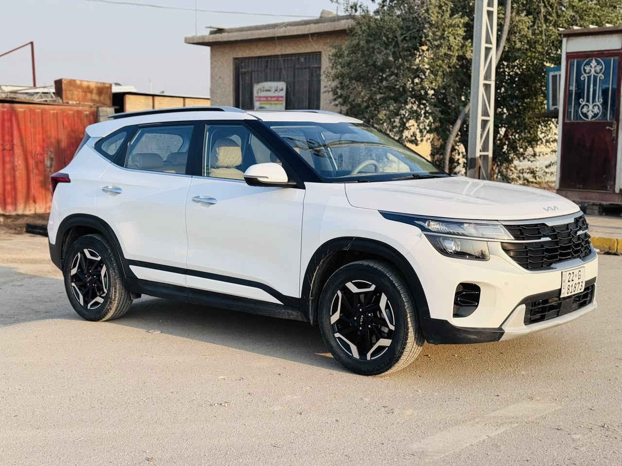 السلام عليكم 
للبيع كيا سيلتوز 2024 خليجي كفاله عامه ما عدا شخط بكد اصبع بدون تصليح السياره حلوه وجديده كلش مابيه نقص ابد گير ومكينه وحدايده شرط السياره فول مواصفات بانوراما بصمه تشغيل عن بعد هاند بريك كهربائي ومواصفاته معروفه ماشيه اقل 30 الف رقم شمالي مداور او وكاله بكيفك 
مكان السياره السماوه  للاستفسار ***********
 السعر 183 قابل للتفاوض بعد معاينه الشراي
