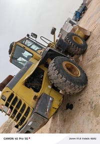 شفل للبيع (كوماتسو) حجم 320 موديل ٩٧ إلا ستفسار 07822446786