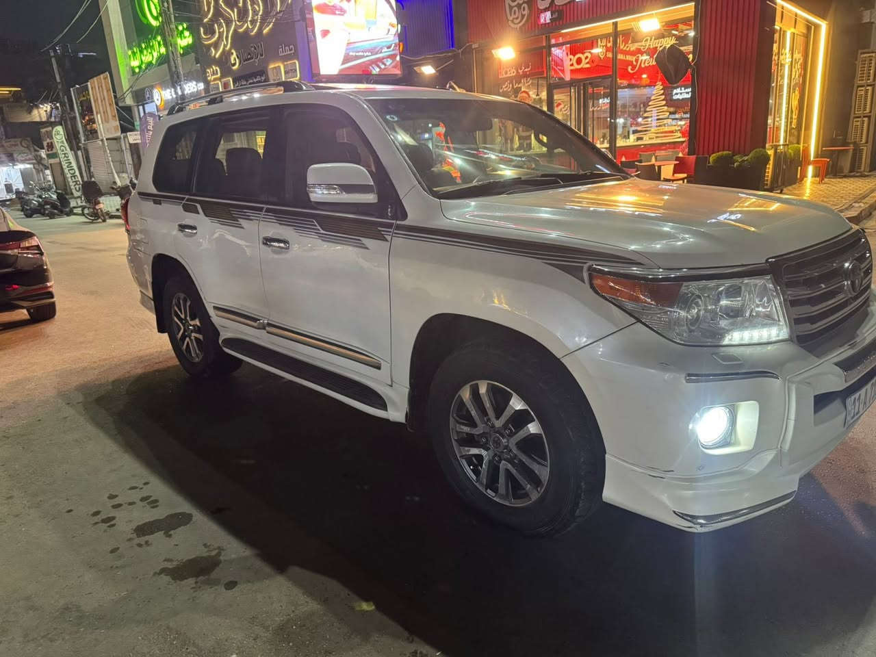 السلام عليكم
للبيع لاندكروز(( 2012 بريم ))

مكينه 6 سلندر 4000 مامفتوحه بلادي

فوول مواصفات فتحه وبصمات وكشنات جلد وكشنات كهرباء وثلاجه و سبعه راكب تبريد مركزي وتشغيل عن بعد وبقية المواصفات

🛑 السعر 253 وبي مجال جداً بسيط🛑

سياره بيها صبغ مكانات ابيع صبغ عام 
بدون لغد وشاصي 
كير مكينه صدر تبريد تخم تاير كوله جديد 

مكاني بغداد زعفرانيه ☎️***********☎️
