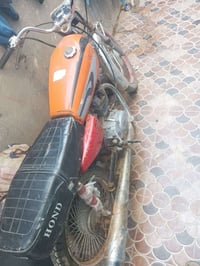 دراجة • مكفولة • مكينة نظيفة