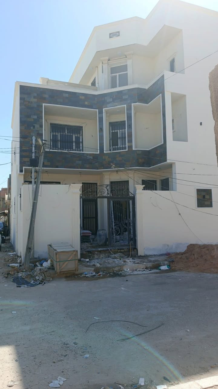 كادر لبخ واجهات متفرغ
***********
