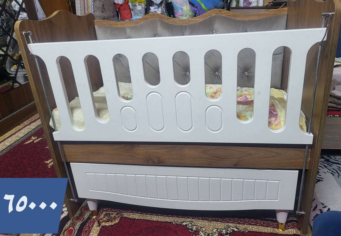 اغراض طفل للبيع استعمال قليل أغراض جديدة بغداد ***********
