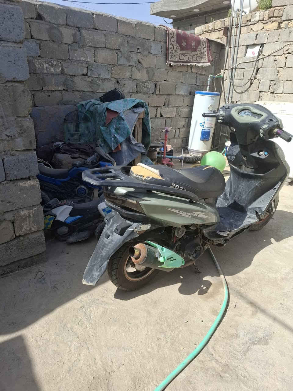 سكنس محرك ماكس دراجه حلوه وضخمه السعر ٣٠٠ وبيه مجال للتواصل خاص او على الرقم ***********
